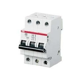 DISJONCTEUR 32 AMPÈRES COURBE C - 3 POLES 6kA