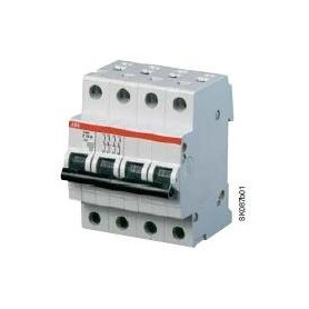 DISJONCTEUR 16 AMPÈRES COURBE C - 4 POLES 6kA